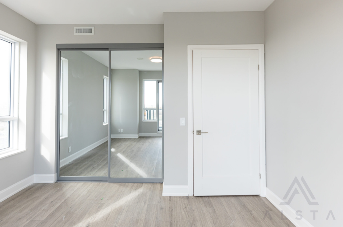Aluminum Closet Doors detail 1