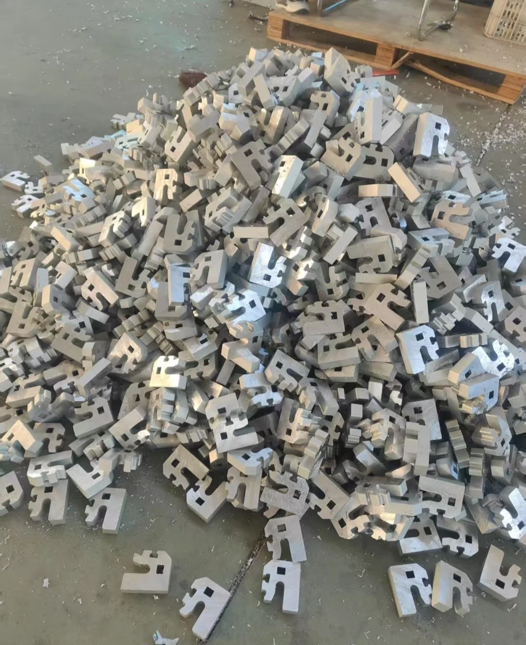 Custom Mounted Brackets 7